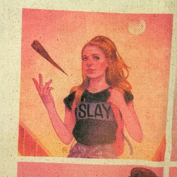 Buffy the Vampire Slayer Comic Tote Bag - Picture 3 of 7